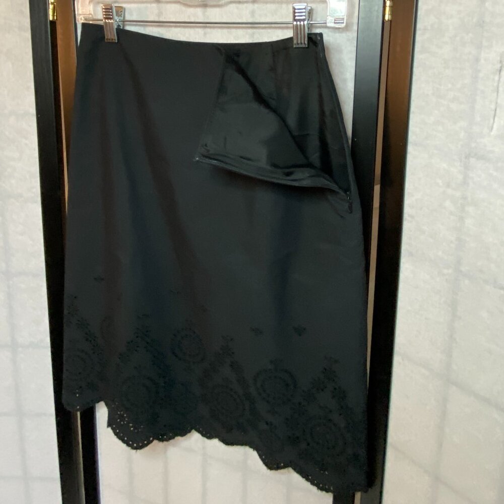 Banana Republic Black Cotton Eyelet Scalloped Hem Pencil Mini Skirt Lined 0 - Picture 4 of 10